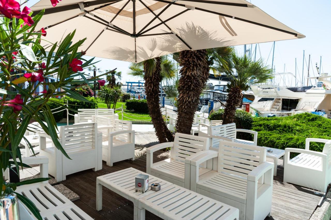 Onda Marina Residence Cesenatico Exterior photo